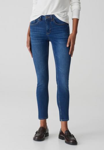 Узкие джинсы