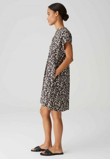 Короткое платье