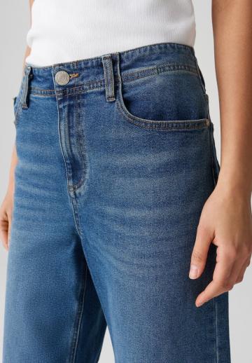 Короткие джинсы