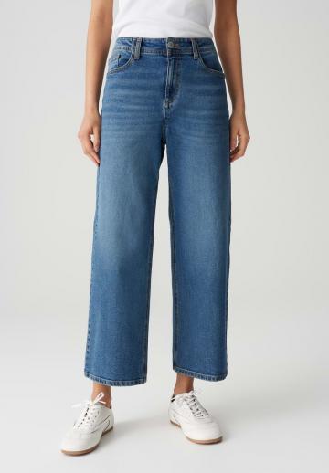 Короткие джинсы