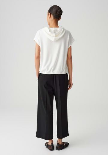 Пуловер с капюшоном