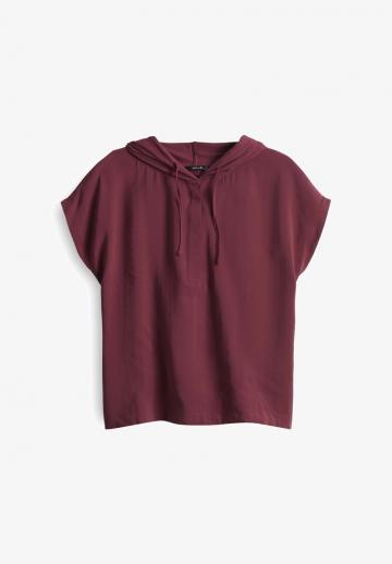 Пуловер с капюшоном