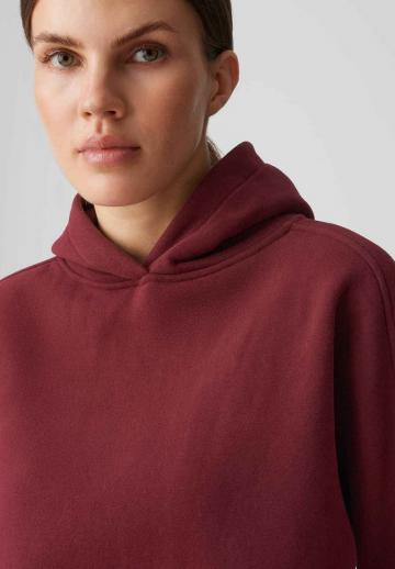 Пуловер с капюшоном