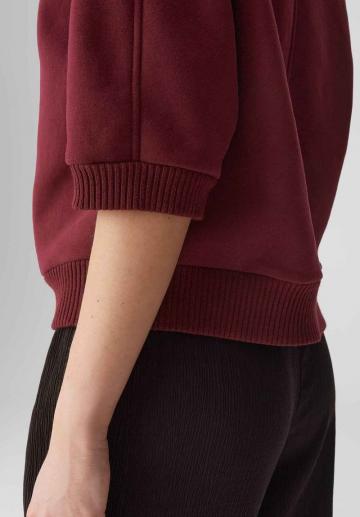 Пуловер с капюшоном