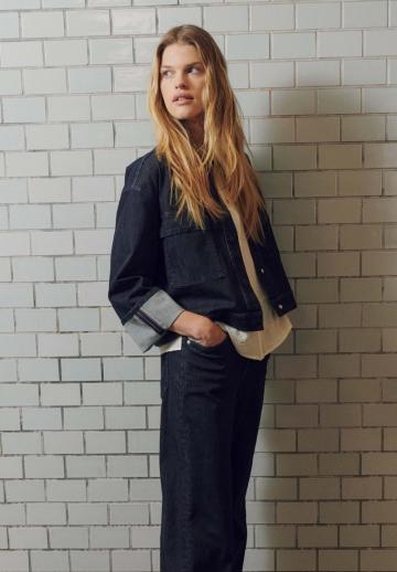 Джинсовая куртка