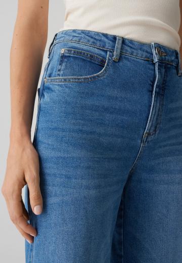 Прямые джинсы