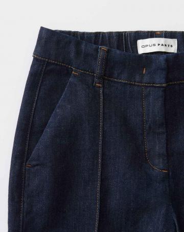 Клешеные джинсы