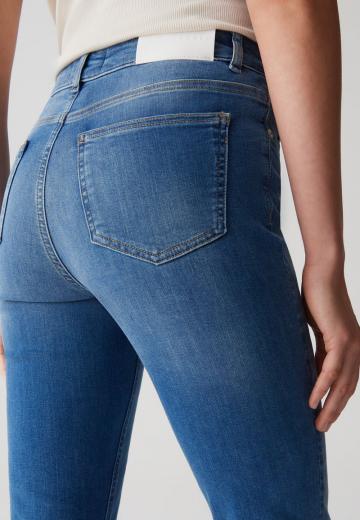 Короткие джинсы