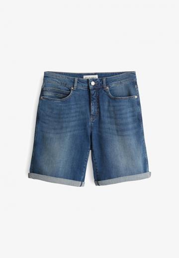 Джинсовые шорты