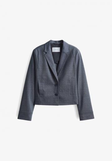 Короткий блейзер