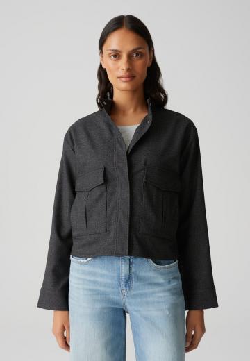 Блейзер с накладными карманами