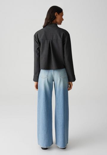 Блейзер с накладными карманами