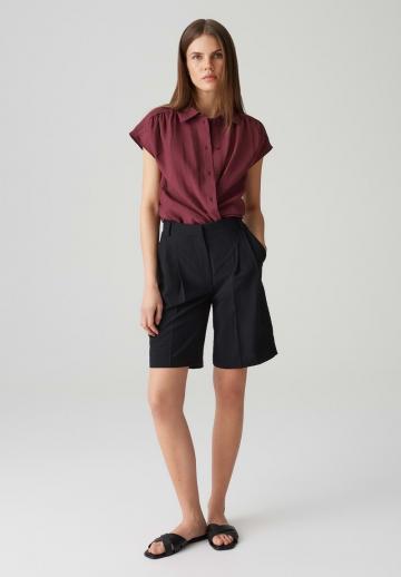 Атласная блузка