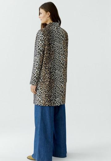 Короткое пальто