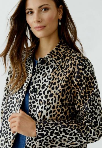 Короткое пальто