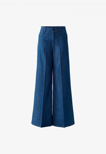 Клешеные джинсы