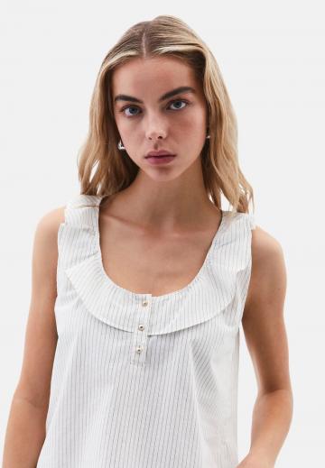 Блузка без рукавов