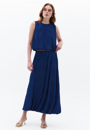 Блузка без рукавов