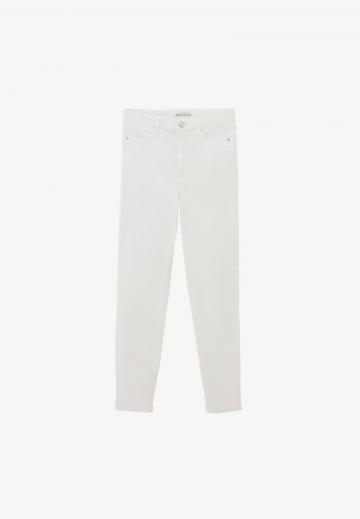 Короткие джинсы