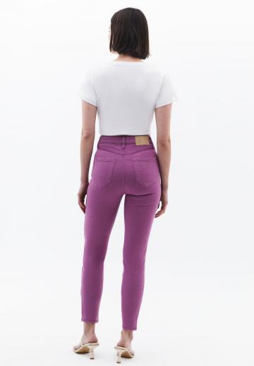 Узкие брюки