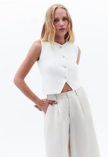 Джинсовая жилетка