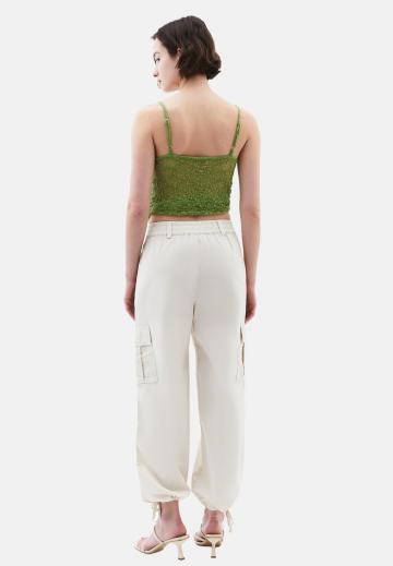 Брюки с накладными карманами