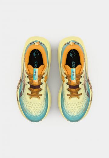 Беговые кроссовки