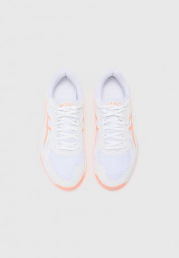 Кроссовки для зала