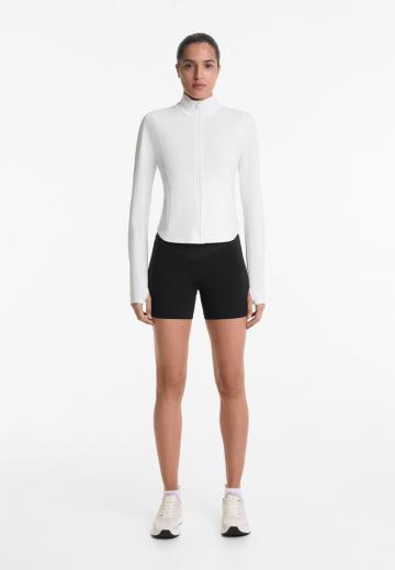 Спортивная куртка