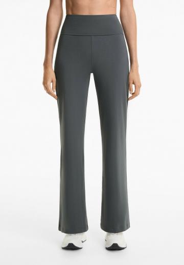 Спортивные штаны