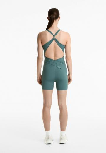 Спортивный костюм