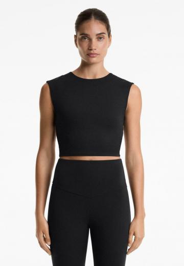 Спортивный топ