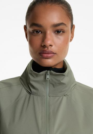 Спортивная куртка