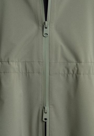 Спортивная куртка