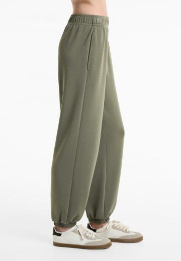 Спортивные штаны