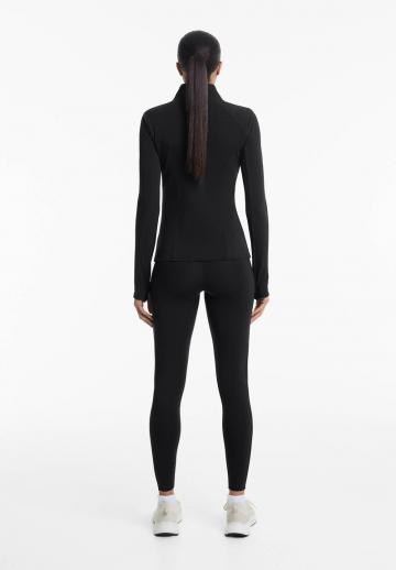 Спортивная куртка