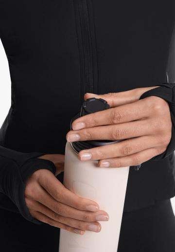 Спортивная куртка