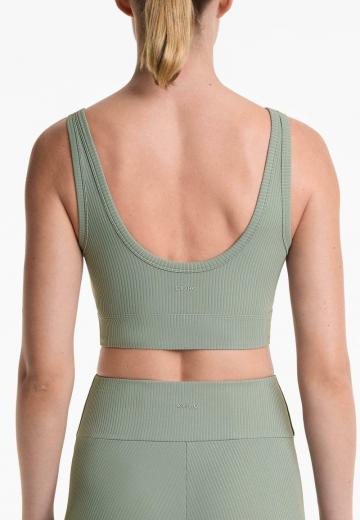 Спортивный топ