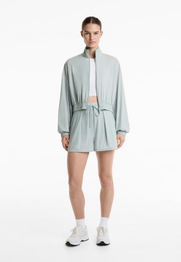 Спортивная куртка