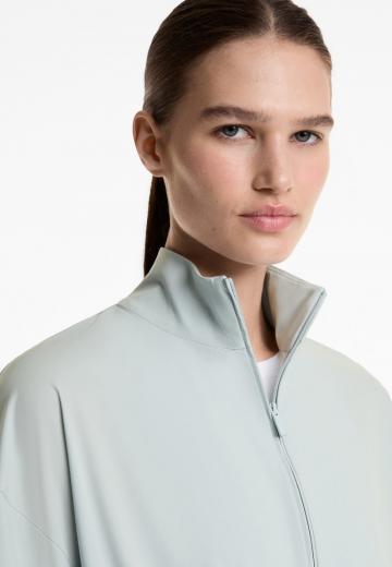 Спортивная куртка