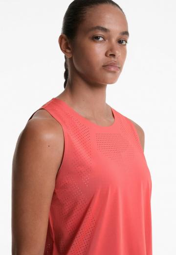 Спортивный топ