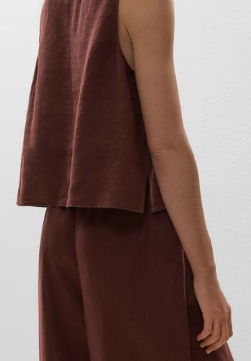 Блузка без рукавов