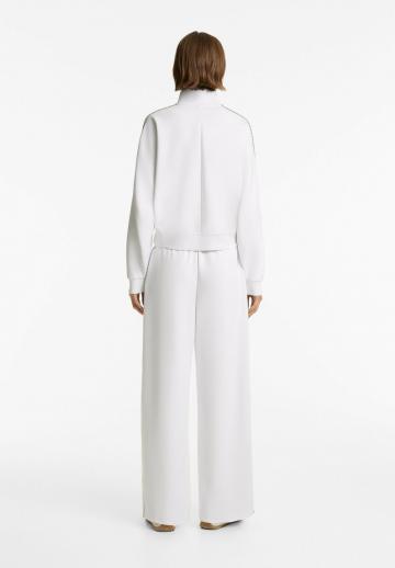 Спортивная куртка