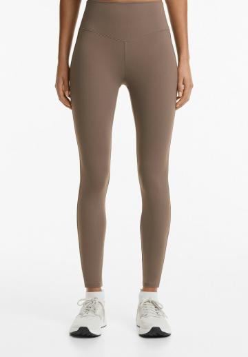 Спортивные штаны