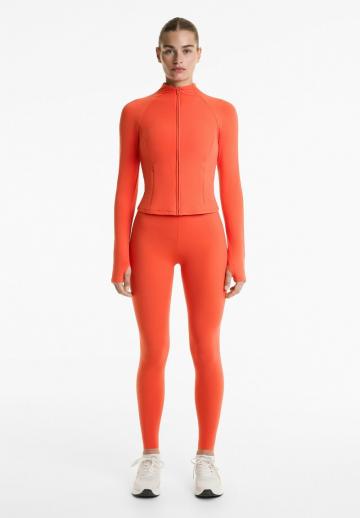 Спортивная куртка