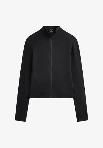 Спортивная куртка