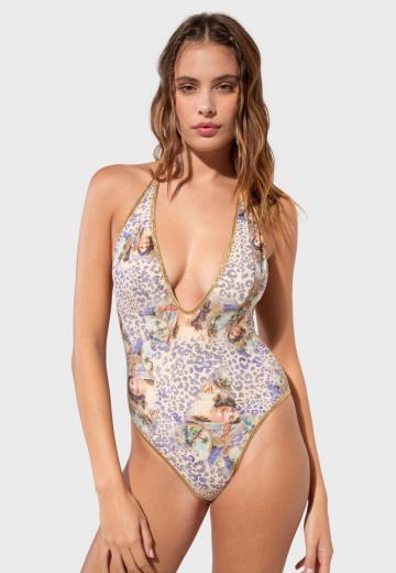 Слитный купальник