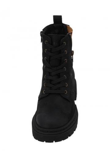 Ботинки на шнуровке