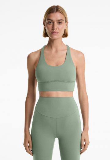 Спортивный бюстгальтер