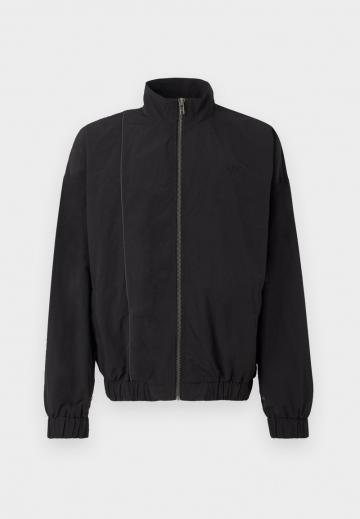 Куртка-дождевик